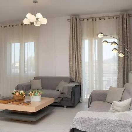 Estia 3 Room Apartment Appartamento