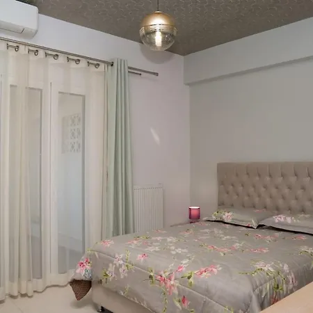 Appartamento Estia 3 Room Apartment *
